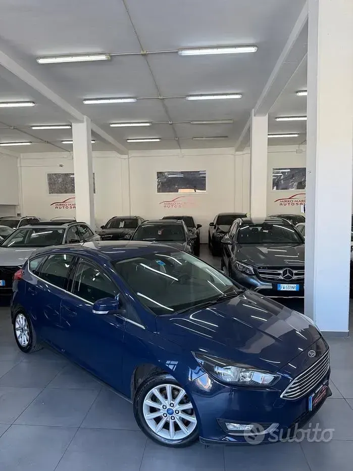 Usata Ford Focus Titanium 120 CV (88 kW) 2016 Grigio Berlina