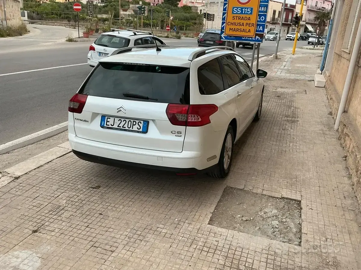 Usata Citroën C5 Seduction 111 CV (81 kW) 2011 Bianco Berlina