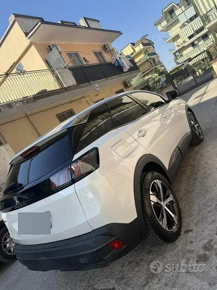 Usata Peugeot 3008 Active 131 CV (96 kW) 2021 Bianco SUV