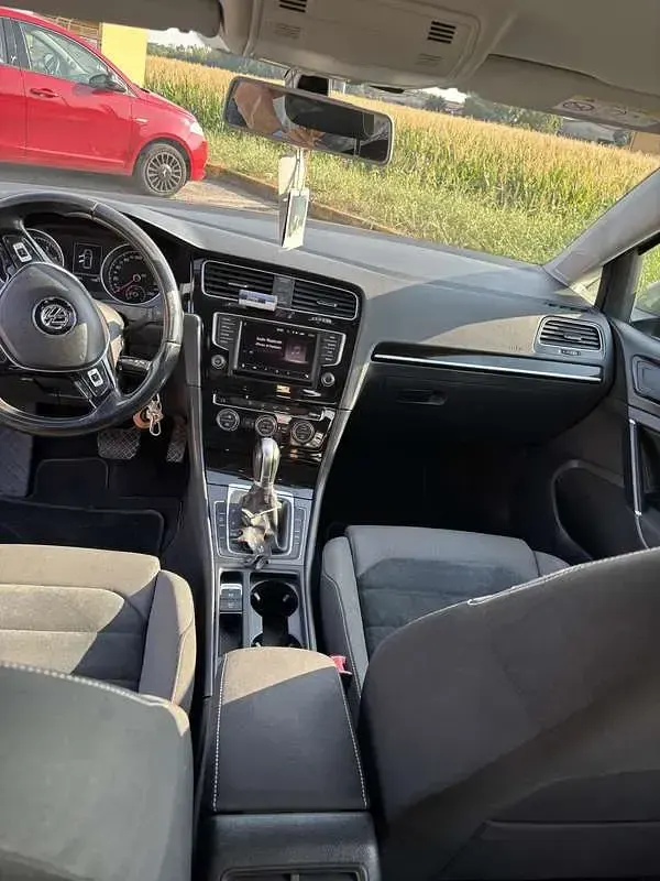 Usata VW Golf VII 110 CV (80 kW) 2016 Grigio Utilitaria