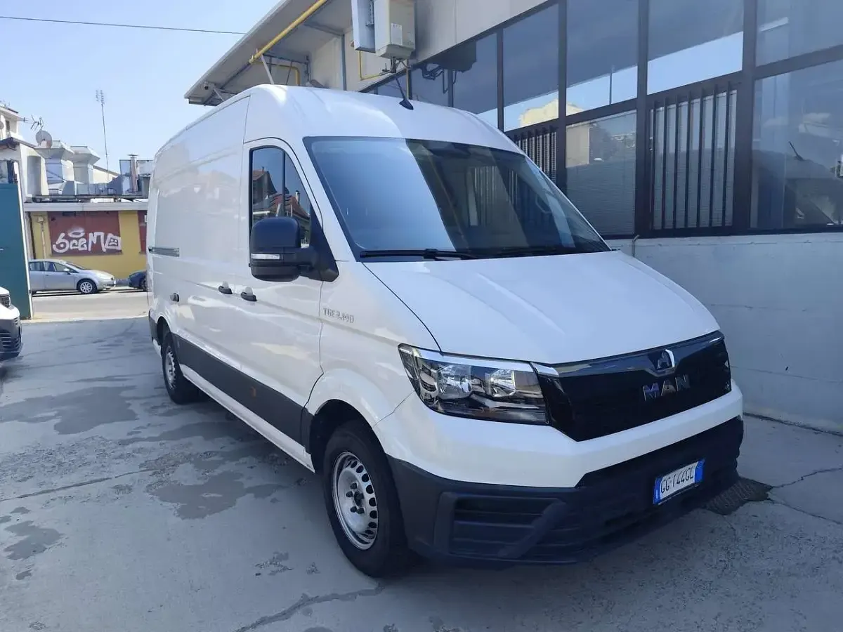 Usata VW Crafter 140 CV (102 kW) 2021 Bianco Furgone