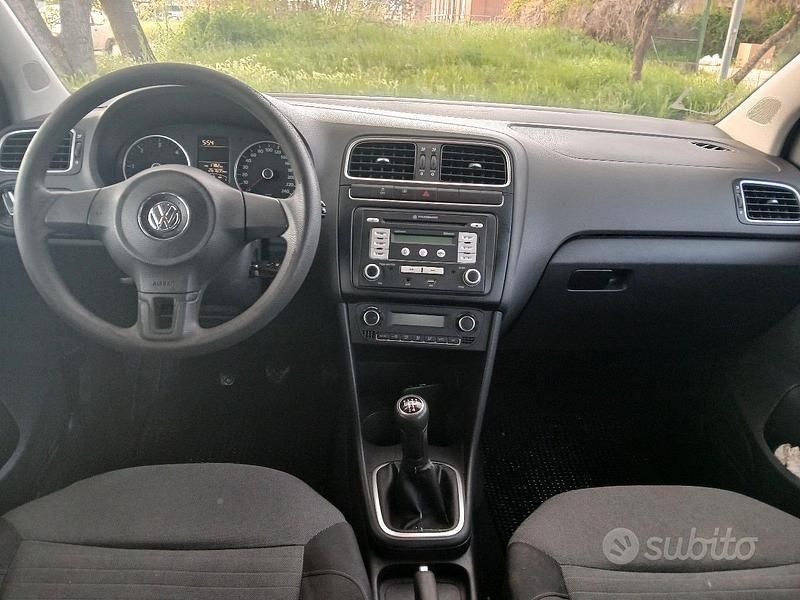 Usata VW Polo 75 CV (55 kW) 2010 Nero Utilitaria