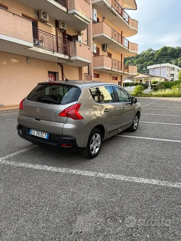 Usata Peugeot 3008 112 CV (82 kW) 2012 Station wagon