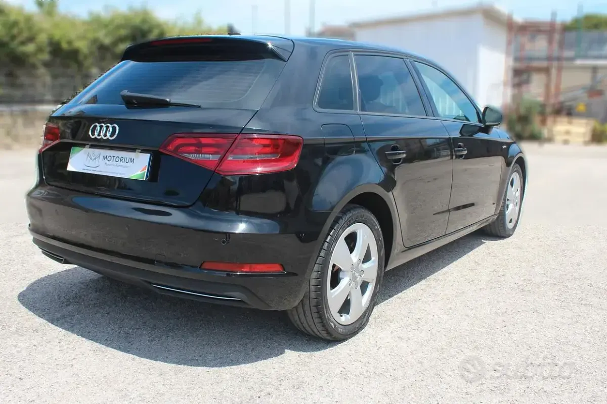 Usata Audi A3 Ambition 110 CV (80 kW) 2014 Nero Berlina