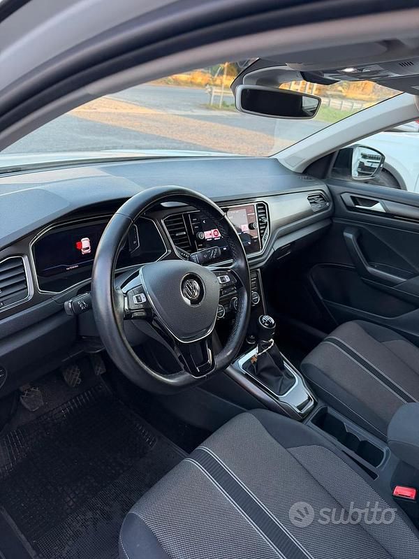 Usata VW T-Roc Style 116 CV (85 kW) 2019 Bianco SUV
