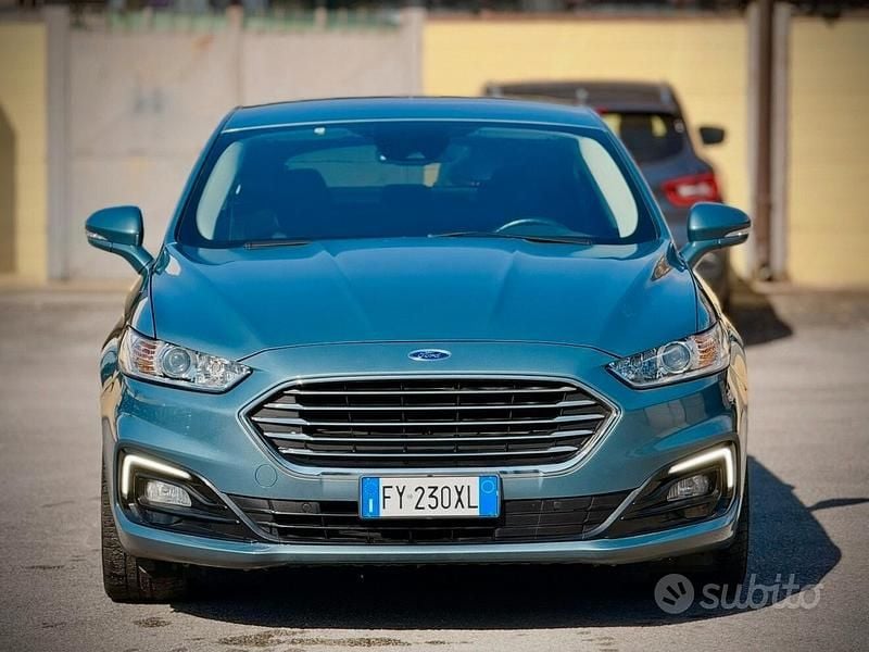 Usata Ford Mondeo Business Edition 150 CV (110 kW) 2019 Blu Berlina