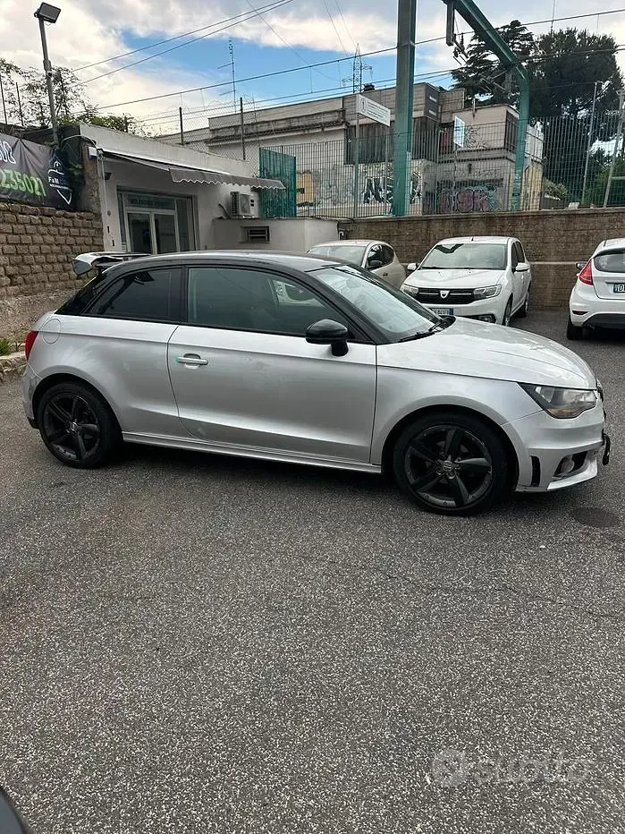 Usata Audi A1 90 CV (66 kW) 2013 Grigio Utilitaria