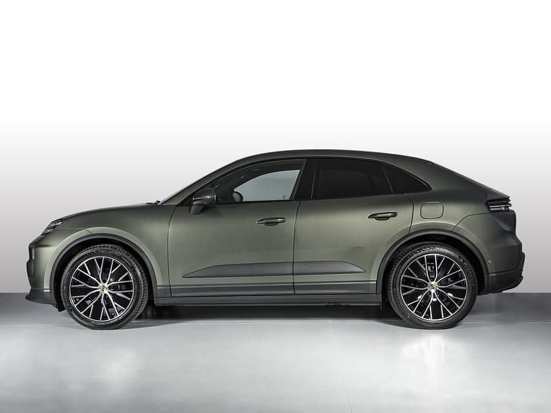Nuova Porsche Macan 330 kW (449 CV) 2026 Verde aventurine metallizzato SUV