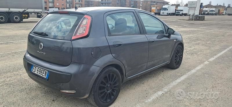 Usata Fiat Punto Evo 65 CV (47 kW) 2010 Utilitaria