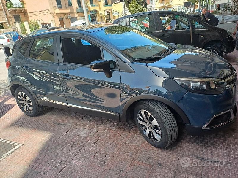 Usata Renault Captur 90 CV (66 kW) 2017 SUV