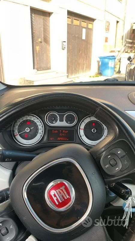 Usata Fiat 500L 2015 Bianco Monovolume