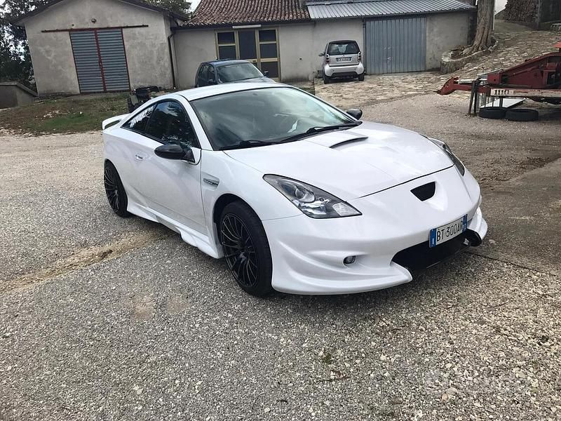 Second-hand Toyota Celica T2 143 CP (105 kW) 2001 Alb Coupe