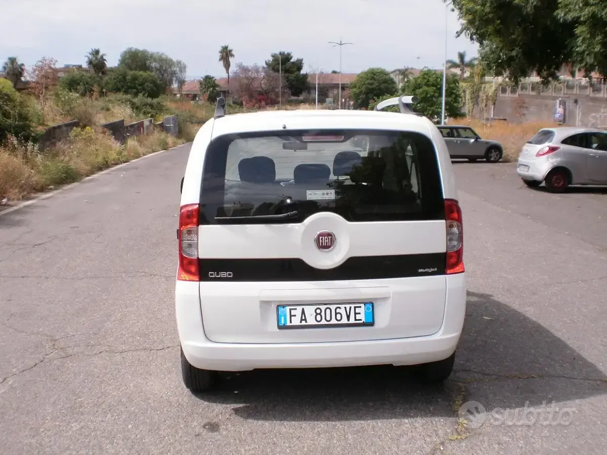 Usata Fiat Qubo Dynamic 95 CV (69 kW) 2015 Bianco Monovolume