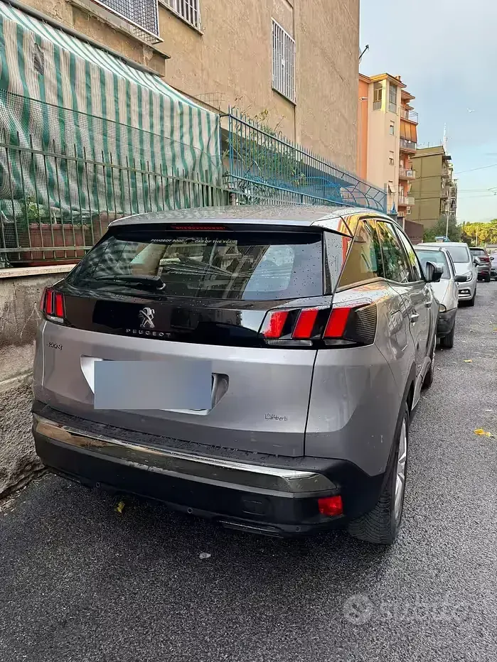 Usata Peugeot 3008 Active 120 CV (88 kW) 2017 Grigio SUV