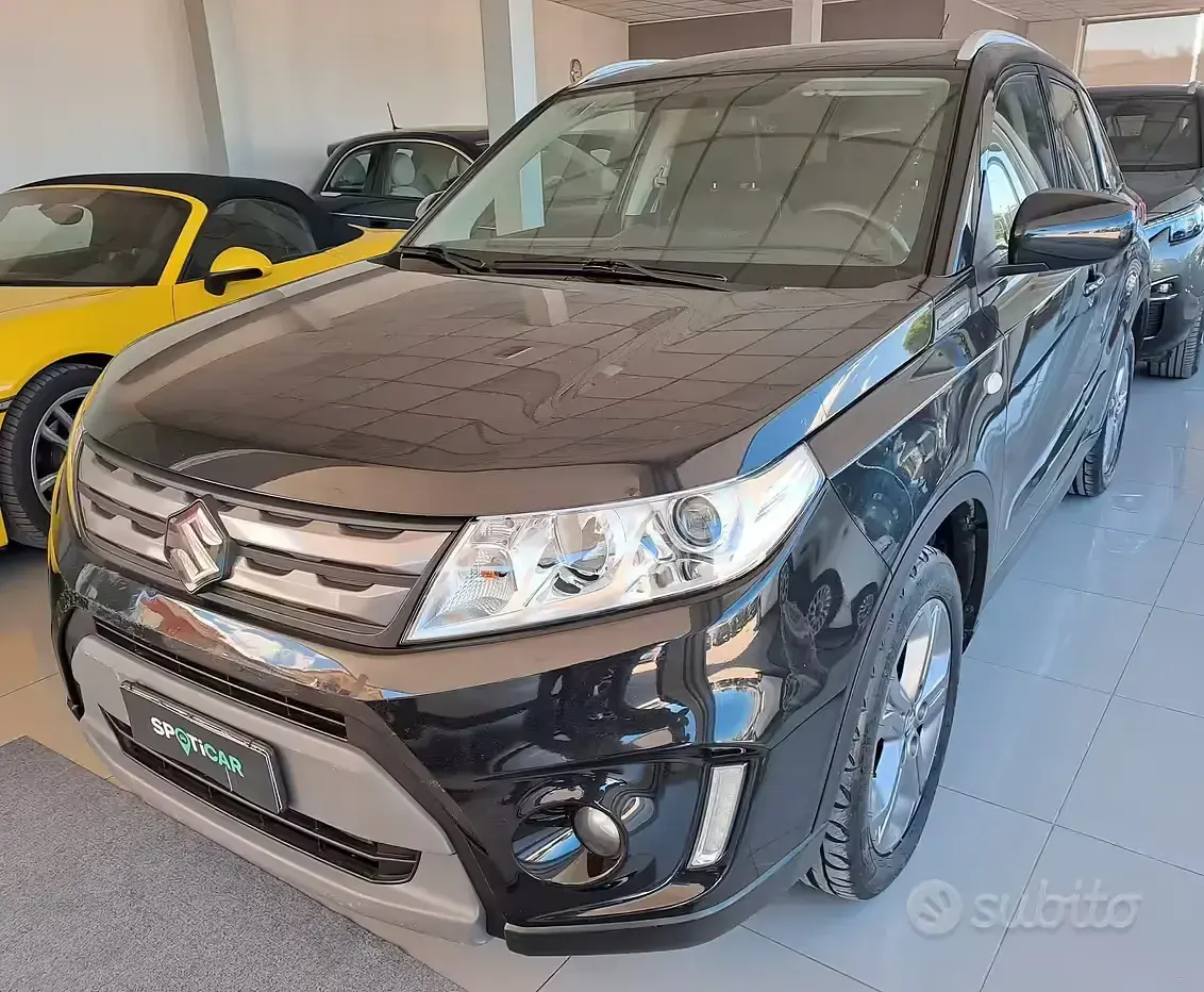 Usata Suzuki Vitara 120 CV (88 kW) 2018 Nero SUV