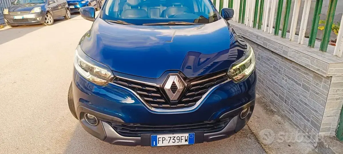 Usata Renault Kadjar 131 CV (96 kW) 2018 Bluazzurro SUV