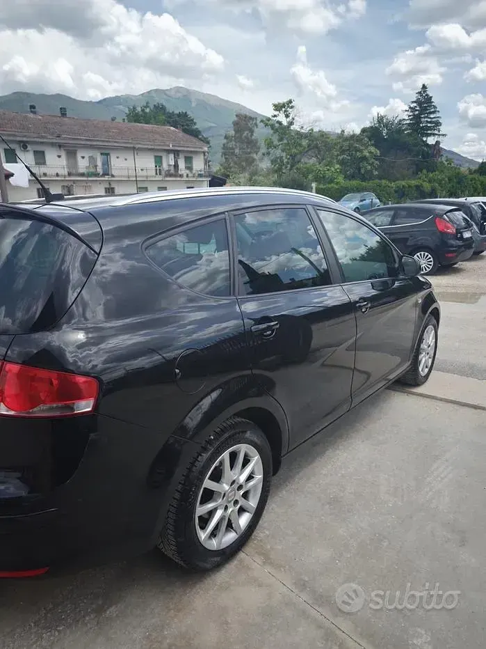 Usata Seat Altea XL 105 CV (77 kW) 2013 Nero Monovolume