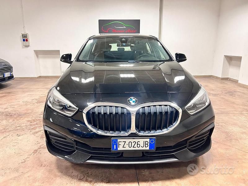 Usata BMW 116 Sport Line 115 CV (84 kW) 2019 Nero Utilitaria
