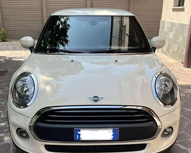 Usata Mini ONE 75 CV (55 kW) 2019 Utilitaria