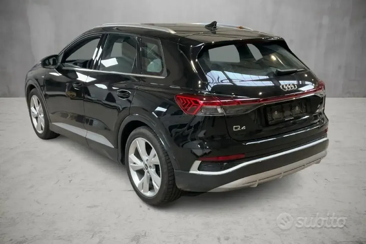 Usata Audi Q4 e-tron 88 kW (121 CV) 2024 Nero SUV