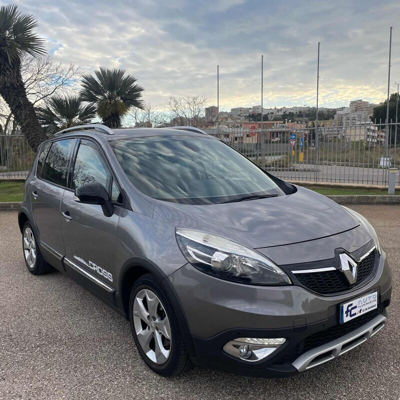 Usato 2014 Renault Scénic III 1.5 Diesel 110 CV (9.500 €)