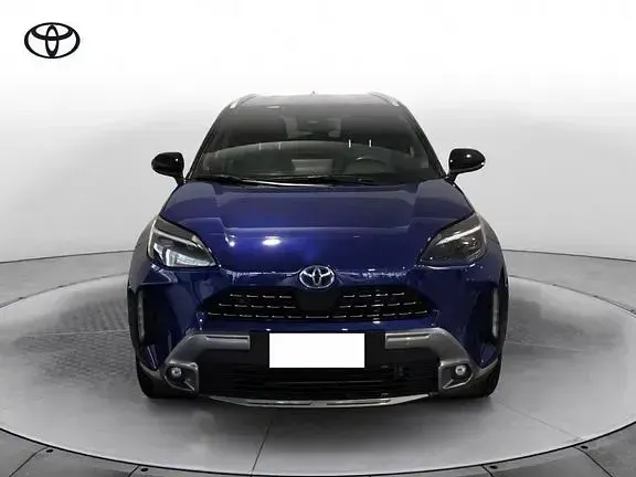 Usata Toyota Yaris Hybrid Active 2022 Blu Pick-up