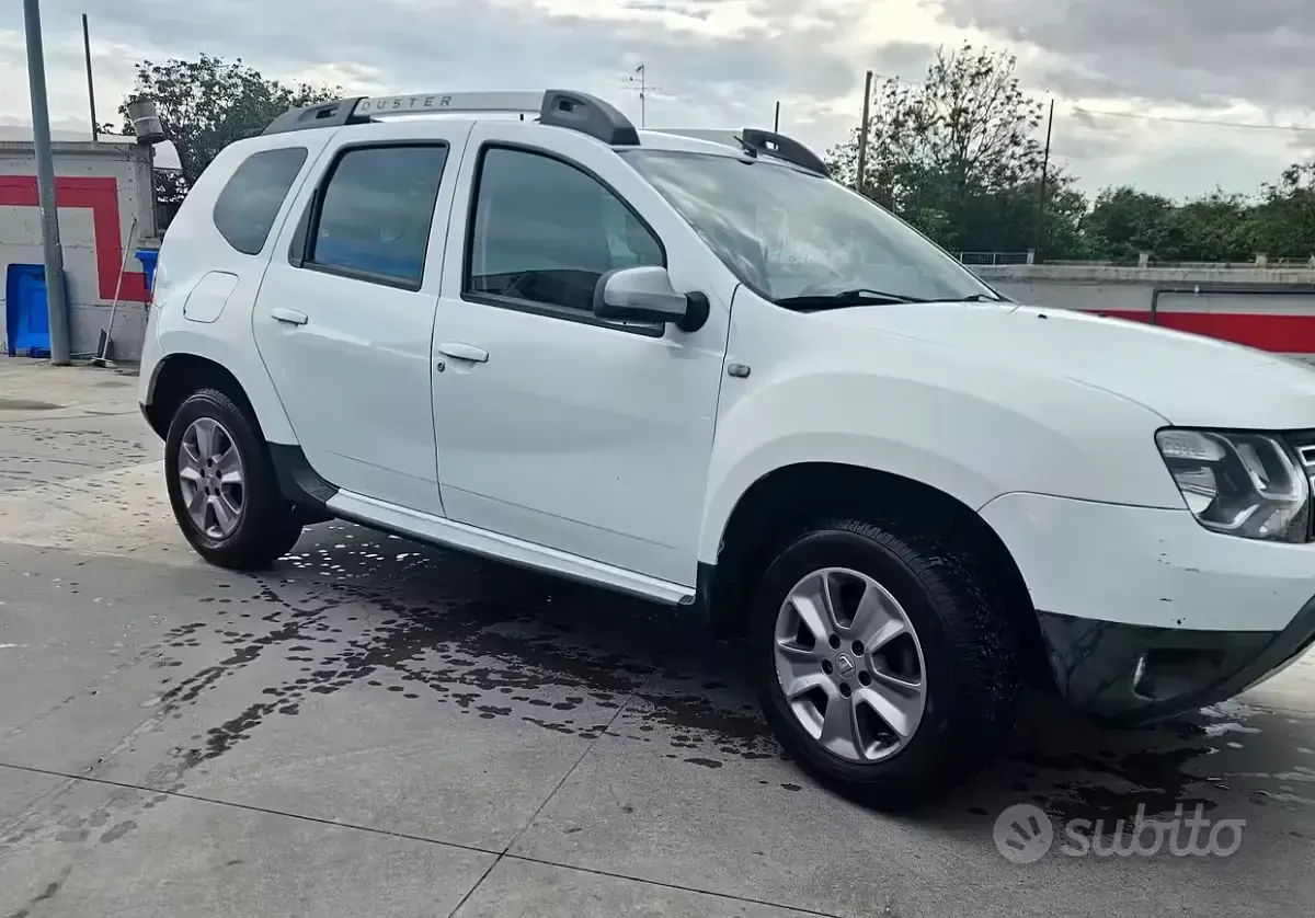 Usata Dacia Duster Prestige 109 CV (80 kW) 2016 Bianco SUV