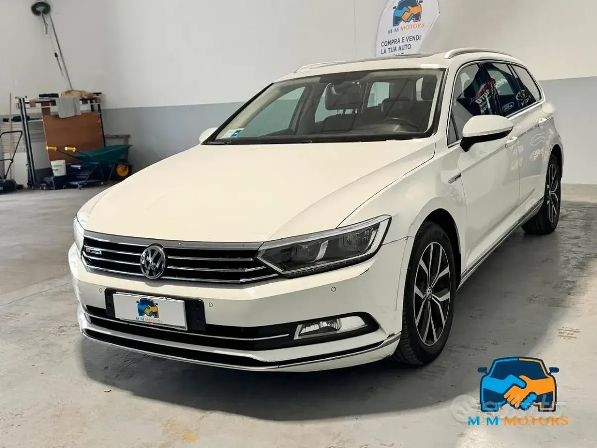 Usata VW Passat Highline 150 CV (110 kW) 2015 Bianco Station wagon