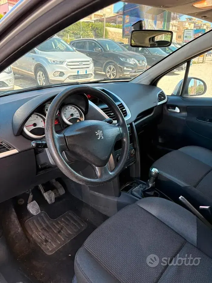 Usata Peugeot 207 Allure 68 CV (50 kW) 2011 Grigio Berlina