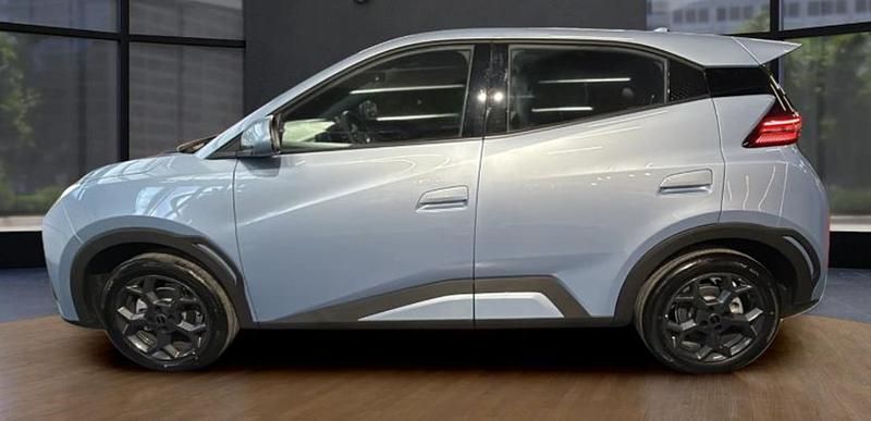 Nuova BYD Dolphin Surf Comfort 115 kW (157 CV) 2026 Ice blue Utilitaria