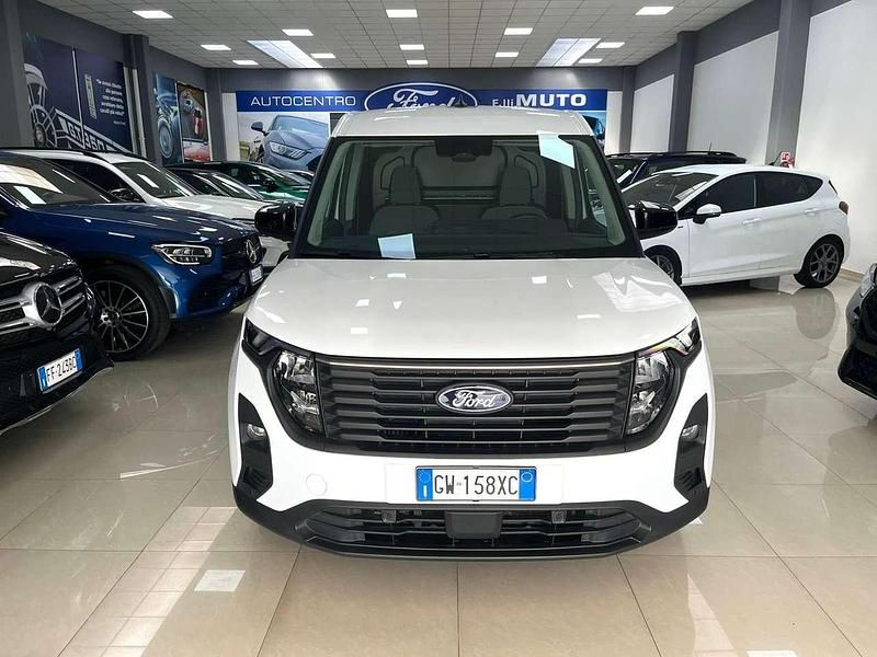 Usata Ford Transit Titanium 101 CV (74 kW) 2024 Frozen white Furgone