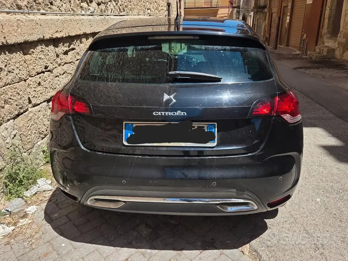 Usata Citroën DS4 Business Class 114 CV (83 kW) 2013 Nero Utilitaria