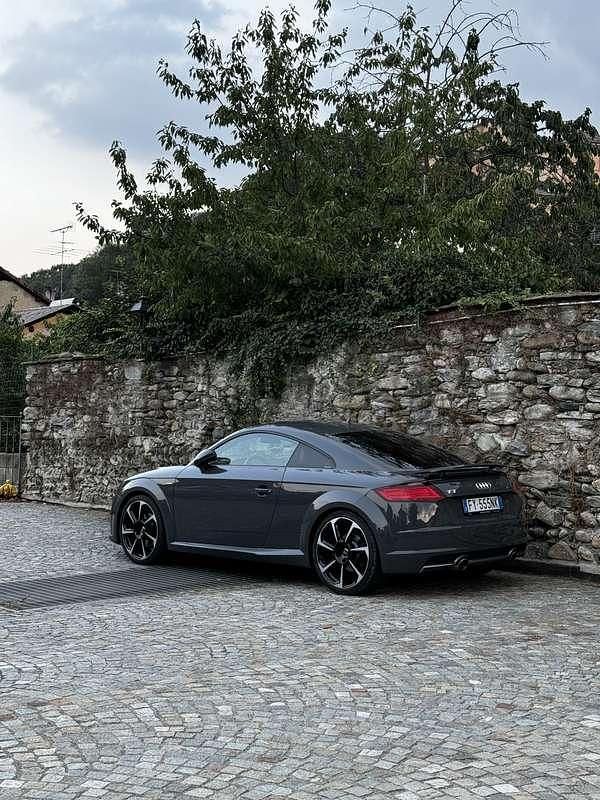 Usata Audi TT Ambiente 234 CV (172 kW) 2018 Coupé