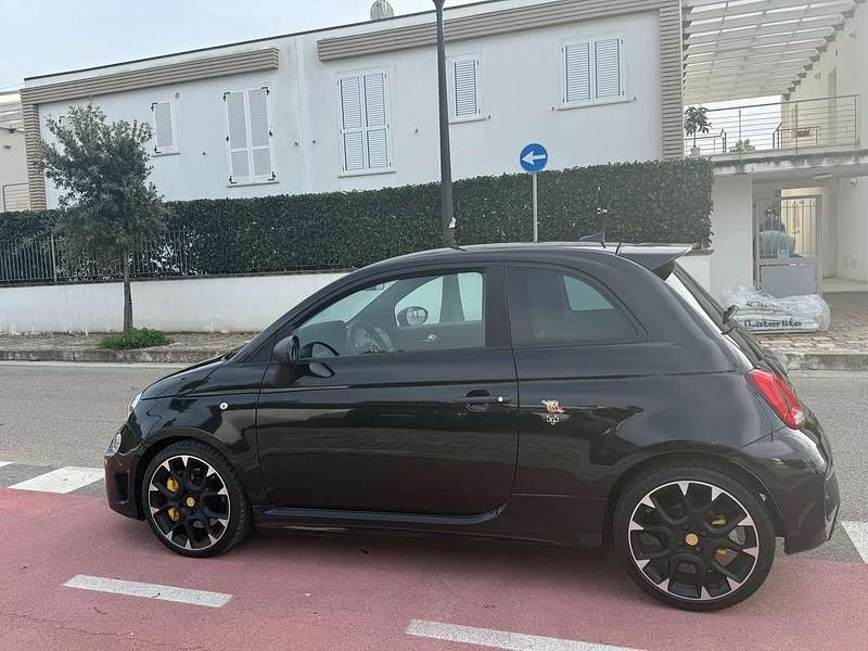 Usata Abarth 595C Competizione 179 CV (131 kW) 2021 Nero Cabrio