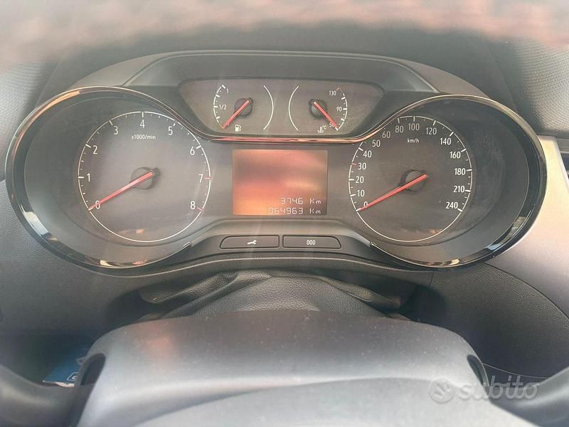 Usata Opel Crossland 83 CV (61 kW) 2023 Nero SUV