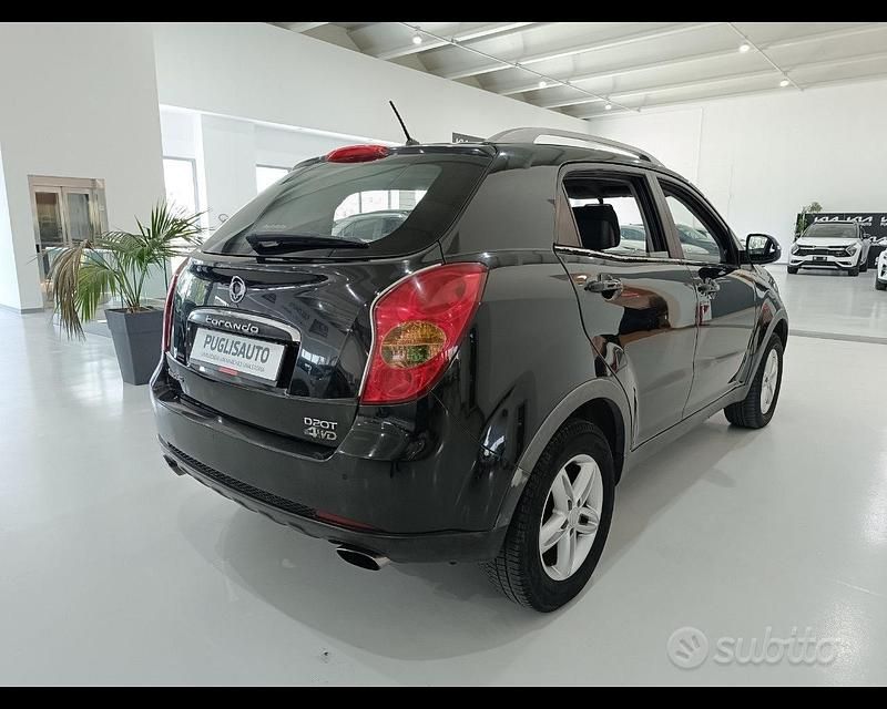 Usata SsangYong Korando 175 CV (128 kW) 2011 Nero SUV