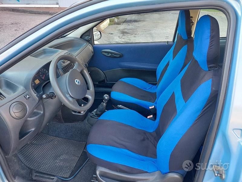 Usata Fiat Punto 2003 Blu Berlina