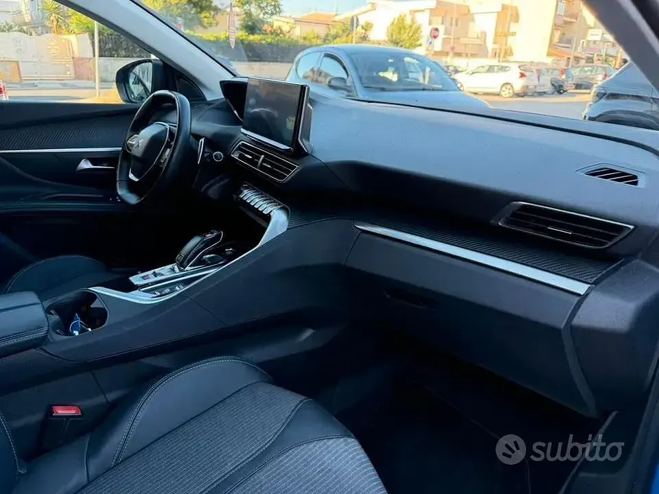 Usata Peugeot 3008 Allure 131 CV (96 kW) 2022 Bluazzurro SUV