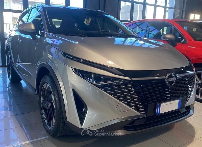 Usata Nissan Qashqai N-Connecta 140 CV (102 kW) 2025 Grigio SUV