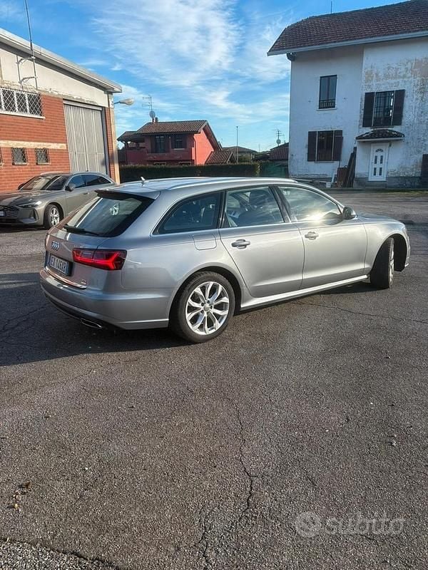 Usata Audi A6 190 CV (139 kW) 2015 Grigio Station wagon