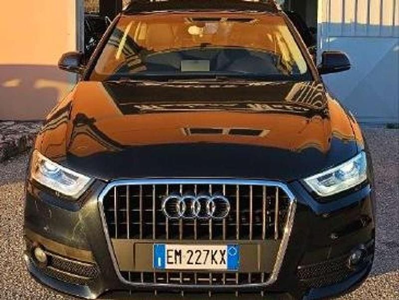 Usata Audi Q3 Advanced Plus 140 CV (102 kW) 2012 Blu/azzurro SUV