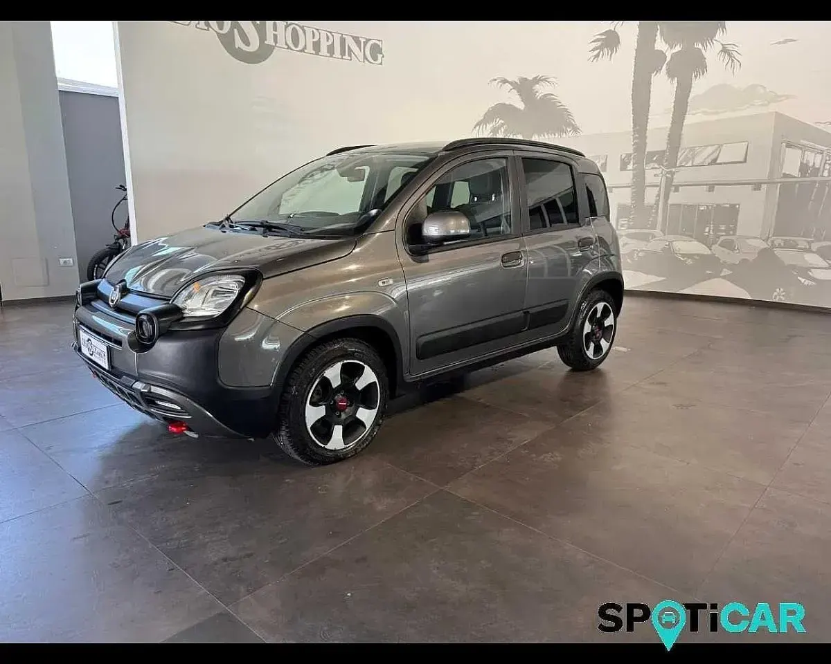 Usata Fiat Panda Cross Cross 71 CV (52 kW) 2023 Utilitaria