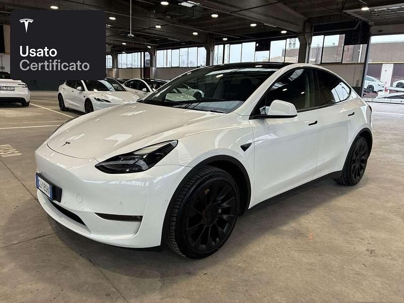 Usata Tesla Model Y Long Range AWD 258 kW (351 CV) 2022 Pearl white multicoat SUV