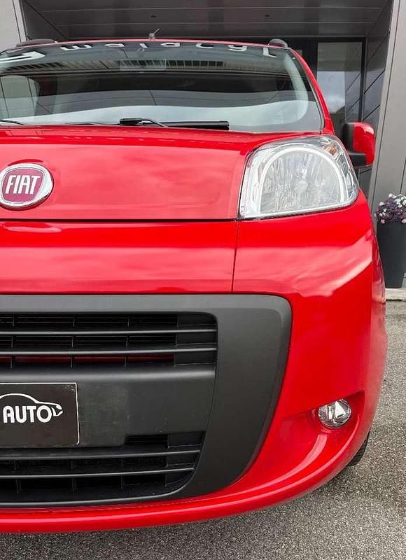 Usata Fiat Qubo Dynamic 77 CV (56 kW) 2016 Rosso Monovolume