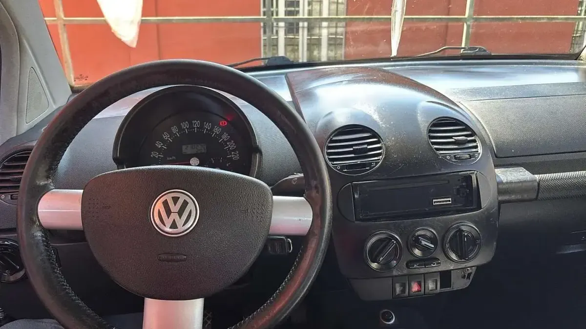 Usata VW New Beetle 102 CV (75 kW) 2004 Utilitaria