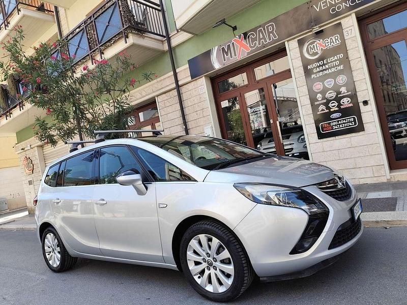 Grigio Usata 2014 Opel Zafira Tourer Monovolume | 7990 € (Buon prezzo) - Immagine 1/4