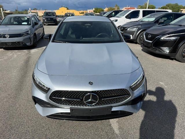 Usata Mercedes A200 AMG Line Premium 2024 Argento Berlina