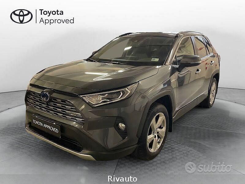 Usata Toyota RAV4 Hybrid Lounge 222 CV (163 kW) 2020 Grigio scuro SUV