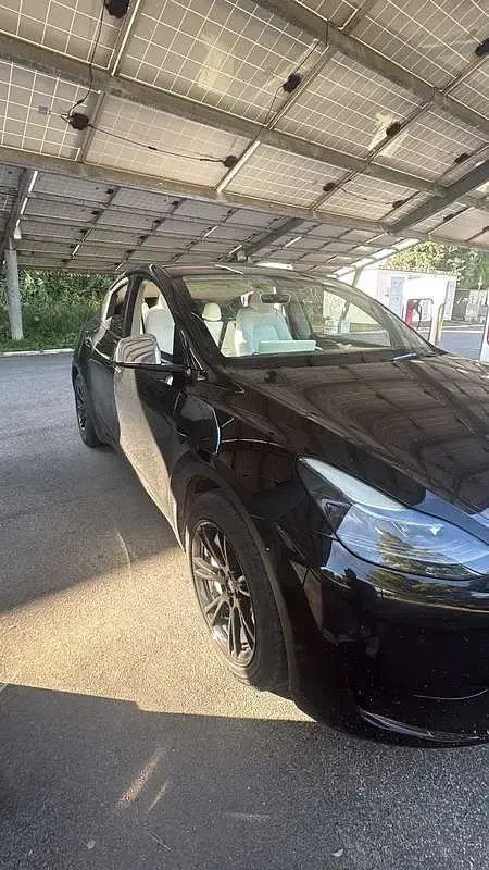 Usata Tesla Model Y RWD 250 kW (340 CV) 2022 Nero SUV