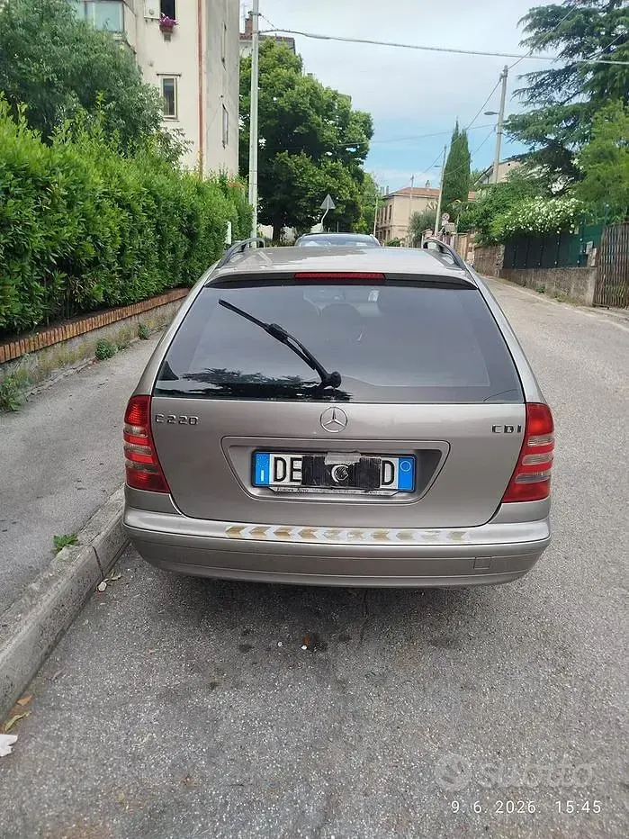 Usata Mercedes C220 150 CV (110 kW) 2006 Station wagon